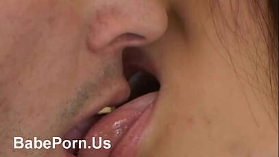 เจ้านายฝรั่งนัดเลขาสาวไทยมาคุยงานที่บ้าน คุยไปคุยมาจบที่โซฟา