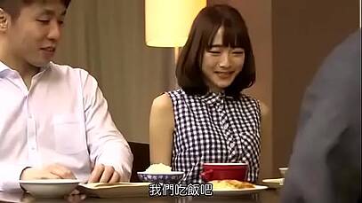 หนังavพาแฟนไปเปิดตัวที่บ้านแต่โดนพ่อผัวจับเย็ดซะงั้น