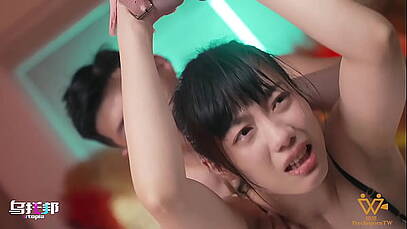 เย็ดหีลูกสาวคุณนายขาวอวบมาก สวยหมวยเซ็กจริง ๆ